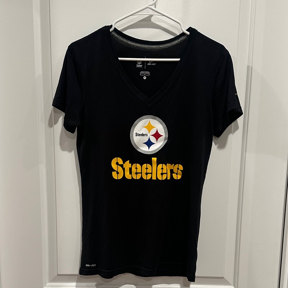 NIKE DRI FIT Black Steelers V-Neck T-Shirt medium